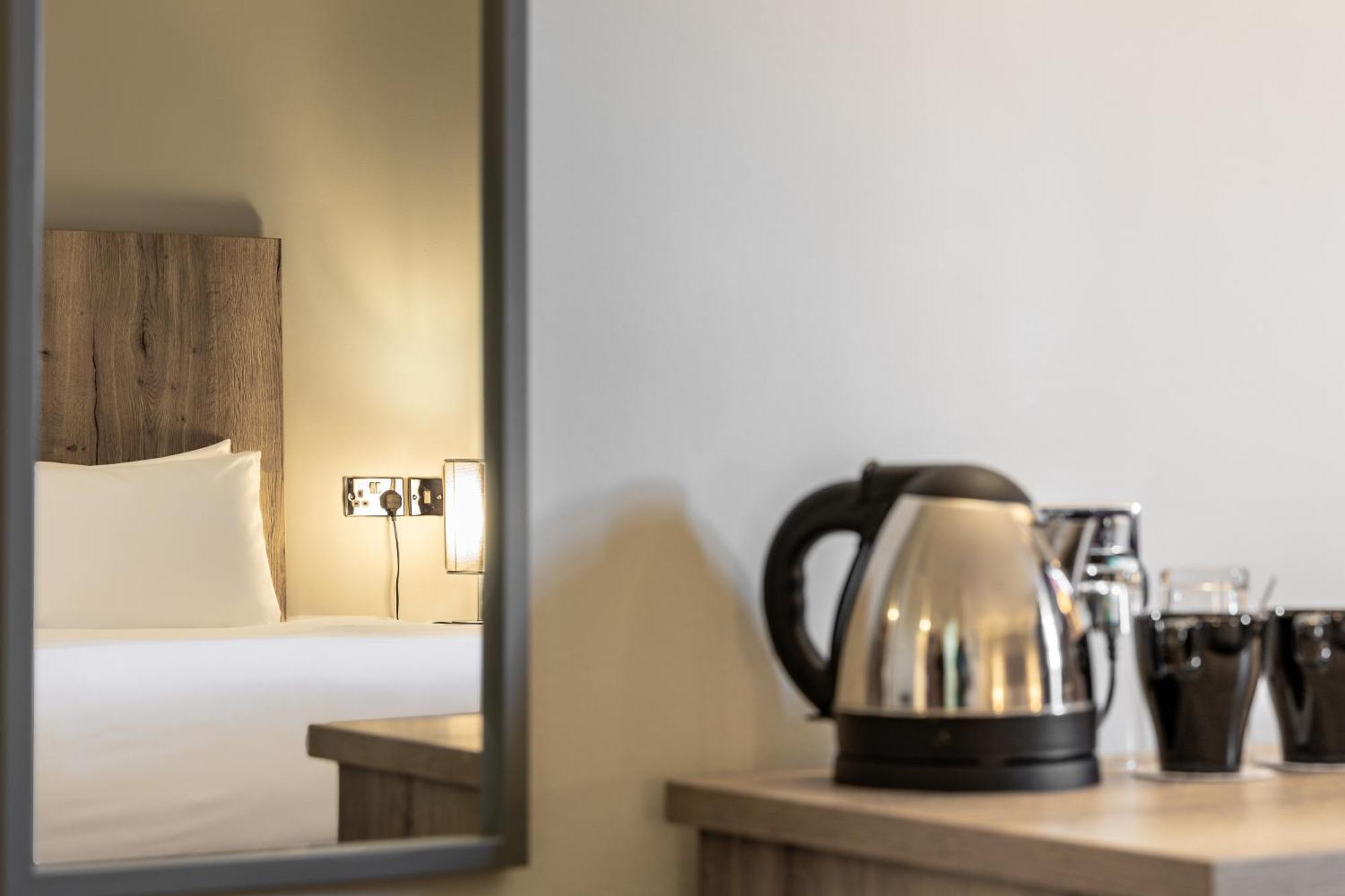 The Stones Hotel ซอลส์บรี ภายนอก รูปภาพ