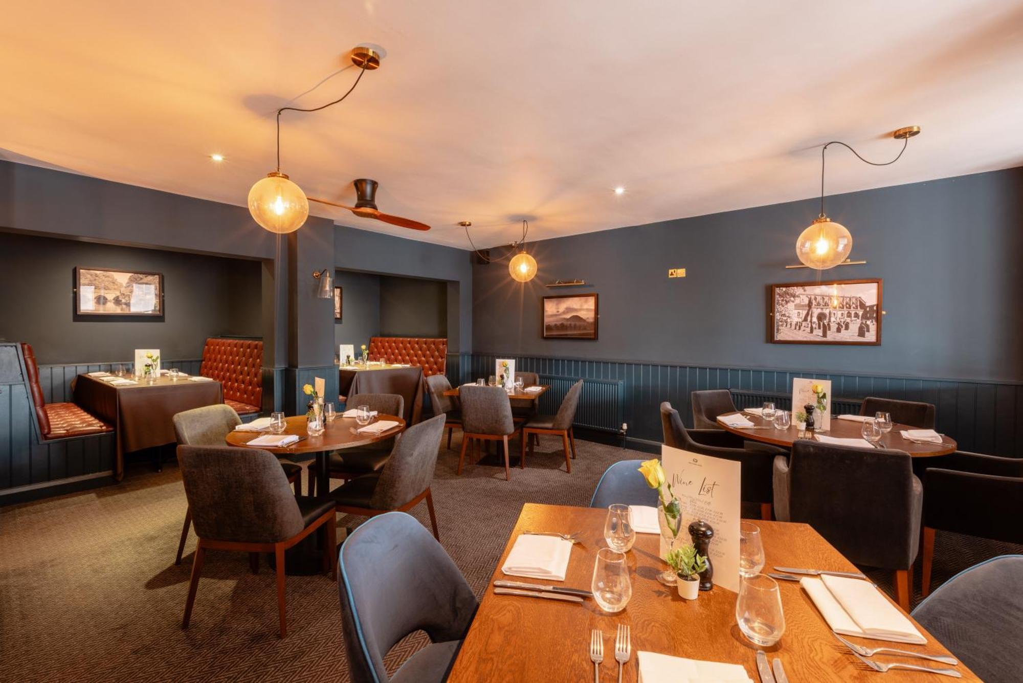 The Stones Hotel ซอลส์บรี ภายนอก รูปภาพ