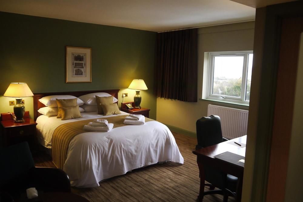 The Stones Hotel ซอลส์บรี ภายนอก รูปภาพ